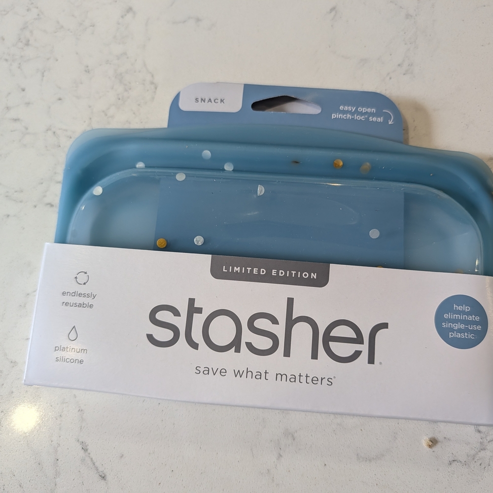 Limited Edition Stasher Reusable Sandwich And Snack Bags - Picture 6 of 7
